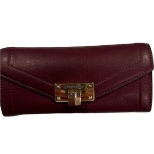 Michael Kors Kinsley Carryall Leather Wallet EUC